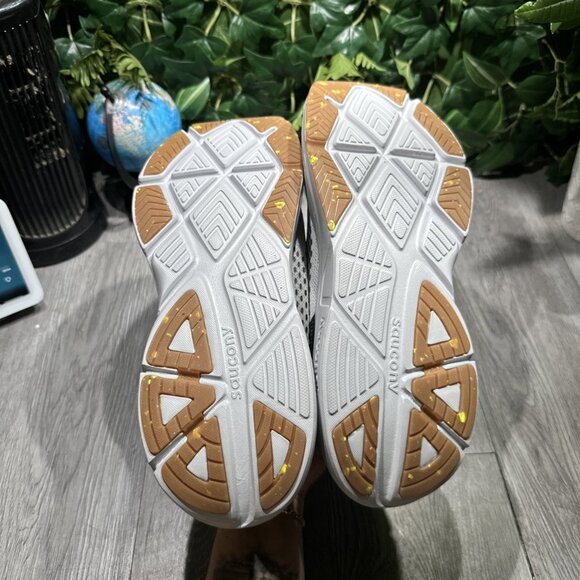 Men’s Saucony Guide 17 Running Shoes Cushion Size 11.5 US White Gray Green - Picture 7 of 9